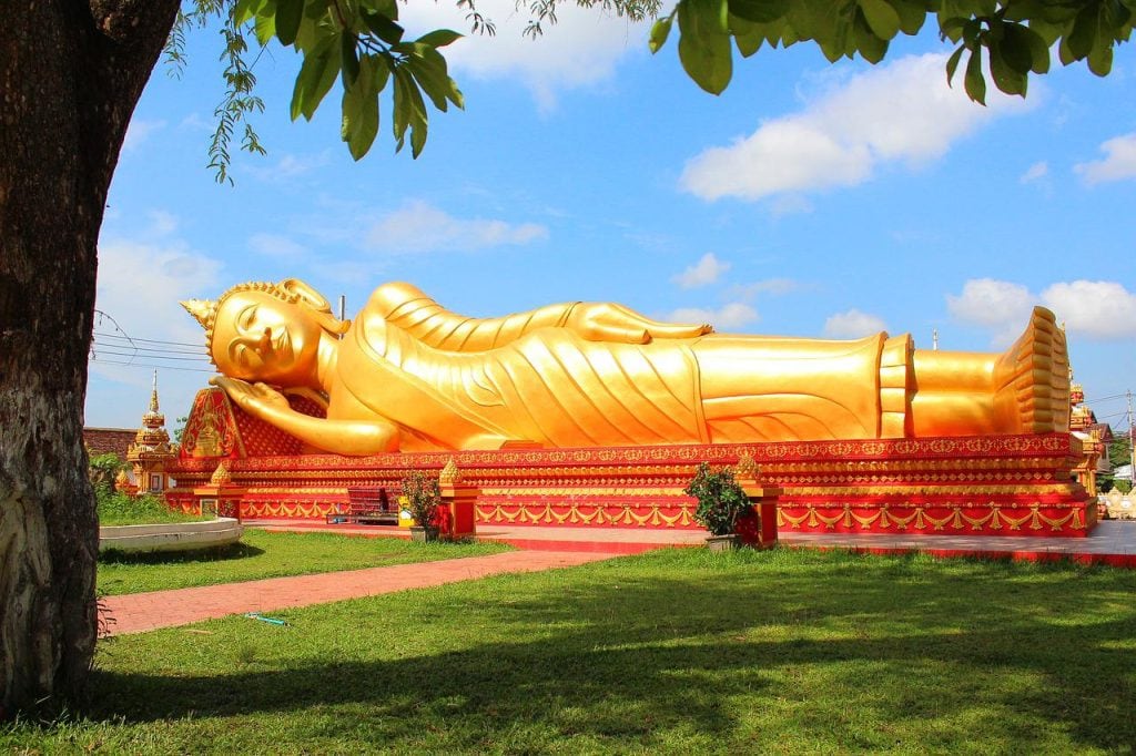 Bouddha couché près de Ventiane